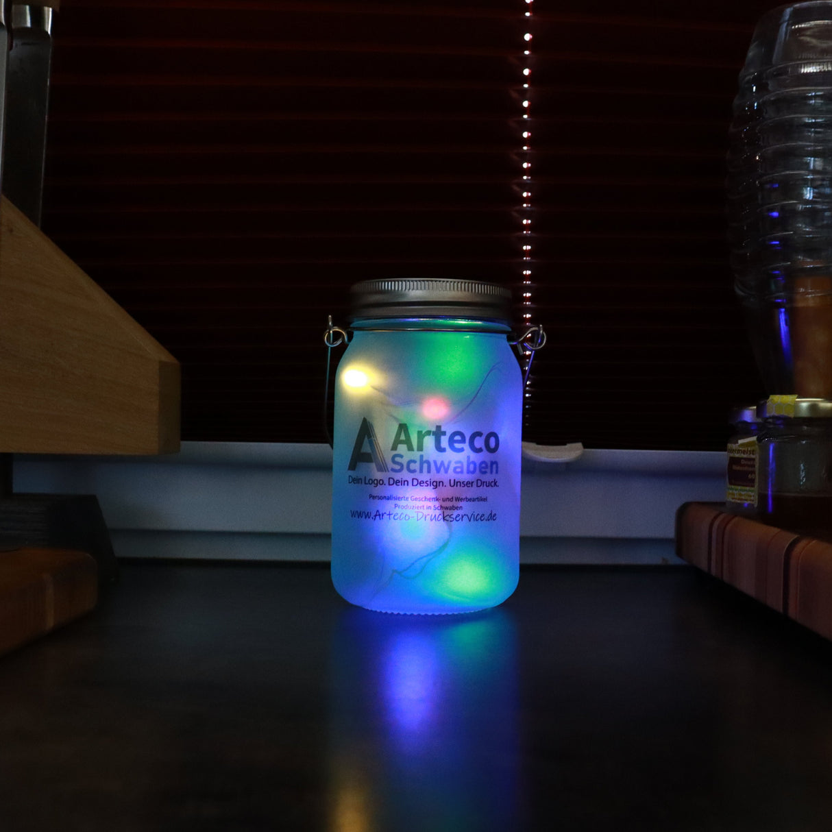 Werbeleuchtglas mit Metallgriff